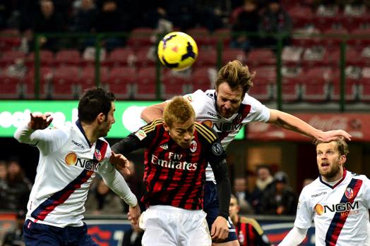 Honda sovrastato da Natali. Afp